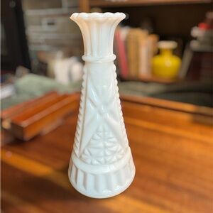Vintage Anchor Hocking Stars and Bars Milk Glass Bud Vase